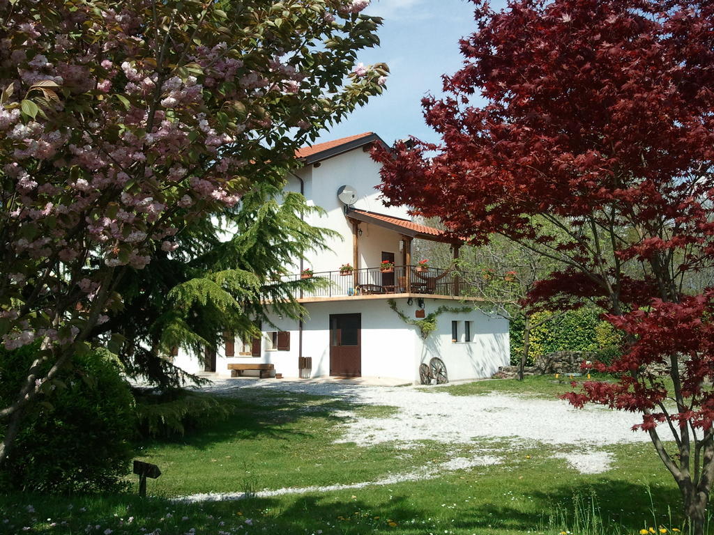Al Campo Di Sotto Bed & Breakfast Buia Eksteriør bilde
